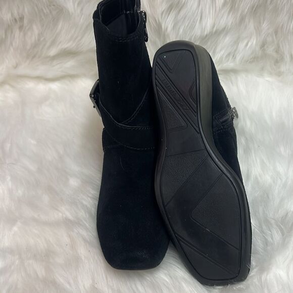 Anne Klein MONTAGUE Wedge Ankle Bootie Size 9 BIN 15 - Picture 10 of 10